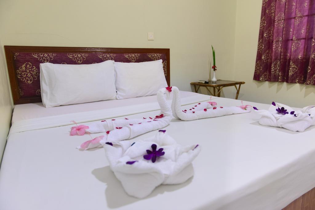 Zana Beach Guesthouse Сиануквиль Экстерьер фото