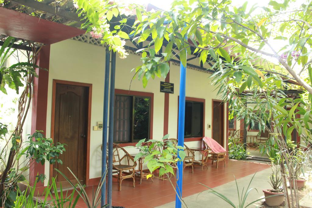 Zana Beach Guesthouse Сиануквиль Экстерьер фото
