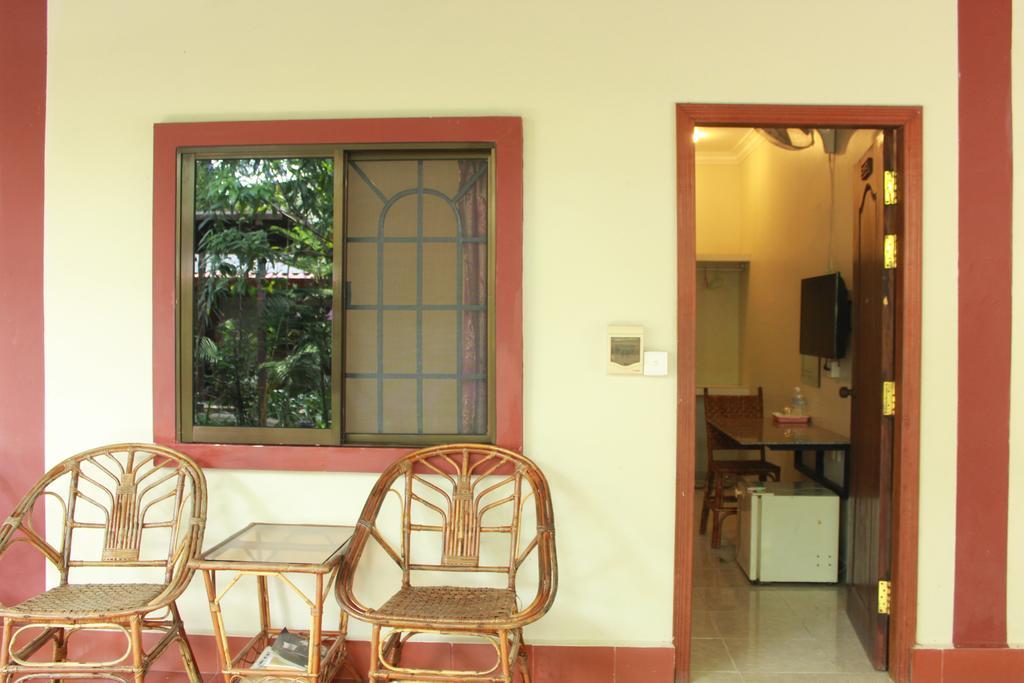 Zana Beach Guesthouse Сиануквиль Экстерьер фото