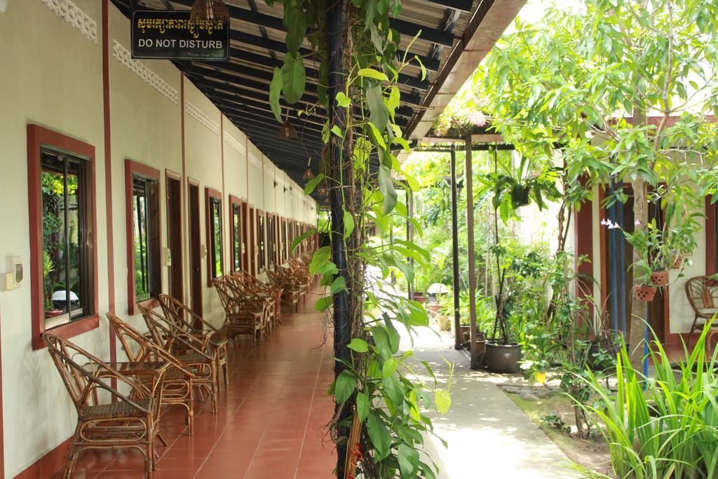 Zana Beach Guesthouse Сиануквиль Экстерьер фото